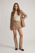 37 / Beige