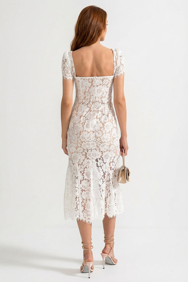 Théa - Delicate Lace Dress with Short Sleeves and Waist Belt